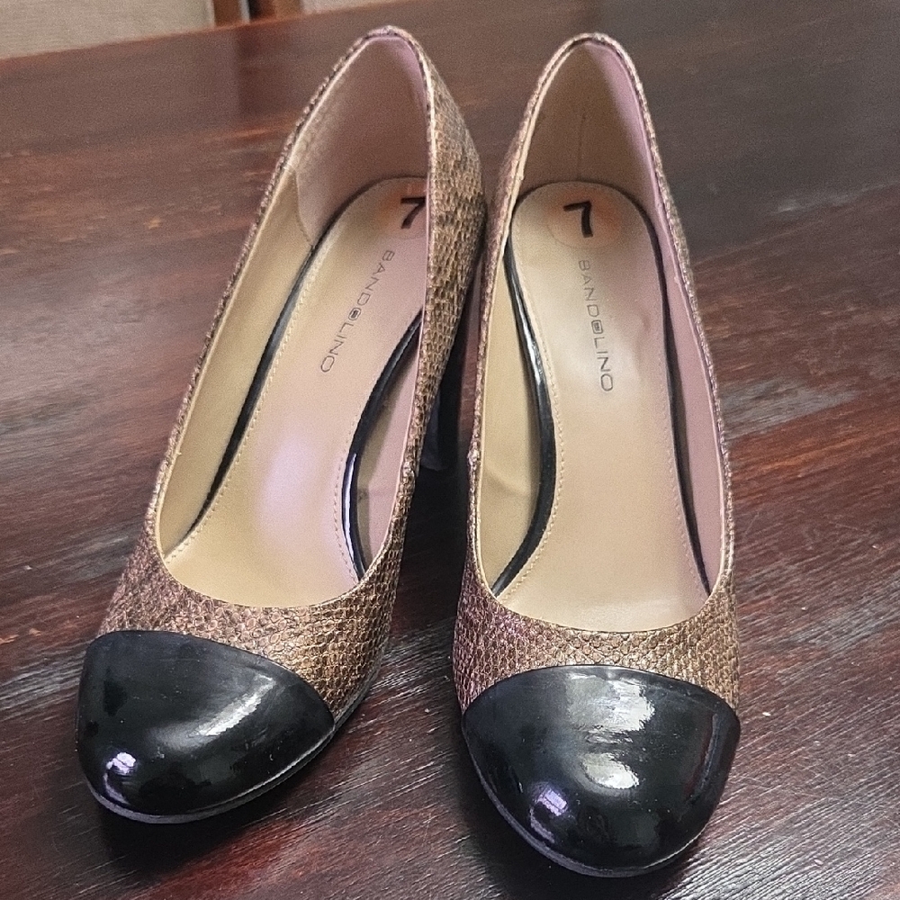 Bandolino Snakeskin With Black Accent 3 Inch Heels